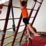 K. In de gymles. 