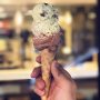 Melkchocolade 
Don Vito 
Cookies 
Hoorntje met chocola 
#nietsmeeraandoen #lucianos #dankjekoen