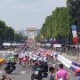 Great to see them heading towards Arc de Triomphe! #LaCourse #RaboLiv