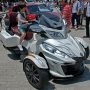 【LEVOLANT CARS MEET 2016】こっちがCan-Amスパイダー RTリミテッド 