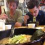 Tonkatsu ramen ontbijt met die andere twee worsten om nieuwe afleveringen te bespreken