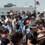 【横浜開港祭 護衛艦たかなみ一般公開】ふと後ろを振り返ると艦首デッキが凄い事になっとる 