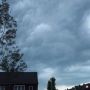 Ook in Hengelo wordt het inmiddels donker. #onweer #rtvoost #weeroverijssel