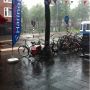 Nu schuilen voor de regen