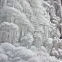 【雪山を行く】斜面走破には軽アイゼン必携です～