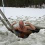 Getting wet like King Wasa once did. Great Swedish winter adventure #Falun @RunnWinterweek @Falun2015