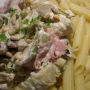 Penne met champi, ham, artisjok, tijm, pijnboompitten en creme fraiche #eetmezelfsmakelijk