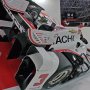 【東京モーターショー2015】日立オートモティブシステムズのブースにはおなじみの斜面に立てかけたインディとスーパーフォーミュラの車両ががが