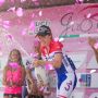 Een update na de tijdrit van vandaag op http://www.annavanderbreggen.nl/nieuws/214/met-tijdritzege-naar-roze-trui/ Nog één dag voor de boeg, op naar #SanDomenico #GiroRosa2015