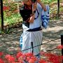 花の名所には似つかわしくないお兄ちゃんが一人... アレ? この人どっかで見た事あるようなｗ (ﾟ∀ﾟ; ｱｾｱｾ
