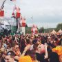 "Ik ben jullie kwijt, steek even jullie hand op?!" #kingsland