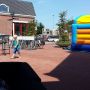 Terras met springkussen vlakbij. Good thinking.
