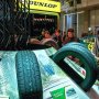 【東京オートサロン2016】低燃費タイヤ「エナセーブ」が並ぶダンロップブース