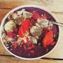 Is dat niet de beste start van de dag? Een goede work-out en dan zo'n lekkere acaibowl. Vraag er naar bij de balie 👾
#acaibowl #smoothiebowl #granola #berries