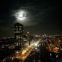 Full moon rising 
#rotterdam #nofilter
