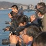 【YOKOSUKA軍港めぐり】そして乗船開始！ この軍港めぐりは見どころが進行方向右側に偏っているのでデジイチ勢は右舷側に集中ｗｗｗ もちろん俺もｗｗｗ