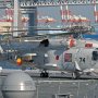 【FleetWeek 横浜艦艇公開】甲板上にいたのは全部で4機だったかな？ ローターの固定が厳重に施されているのが分かる