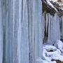【雪山を行く】氷のカーテン