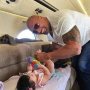 Yes! Biceps & baby's. Wat een prachtvent is @therock toch.