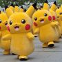 【踊る？ピカチュウ大量発生チュウ！】そして再びクイーンズスクエアに戻ってきたピカチュウ御一行様♪ だが日差しが雲に遮られた...(；´Д｀)