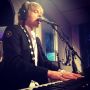 En of ze hun jubileum komen vieren! @Rigbymusic heeft zelfs twee studio's in gebruik als ze zo LIVE gaan...! #3FM