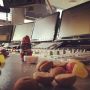 5 december is de dag dat ik de #3fm studio met noten vullen mag