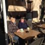 Markt in Bedoin. Koffie. Zon. 